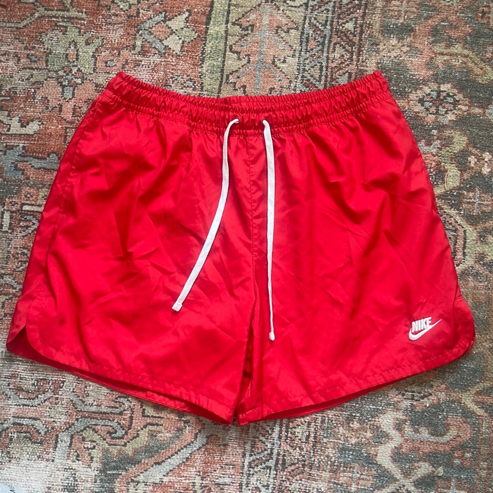Nike Sportswear Sport Essentials Men's Woven Red Lined Flow Shorts. Size XL